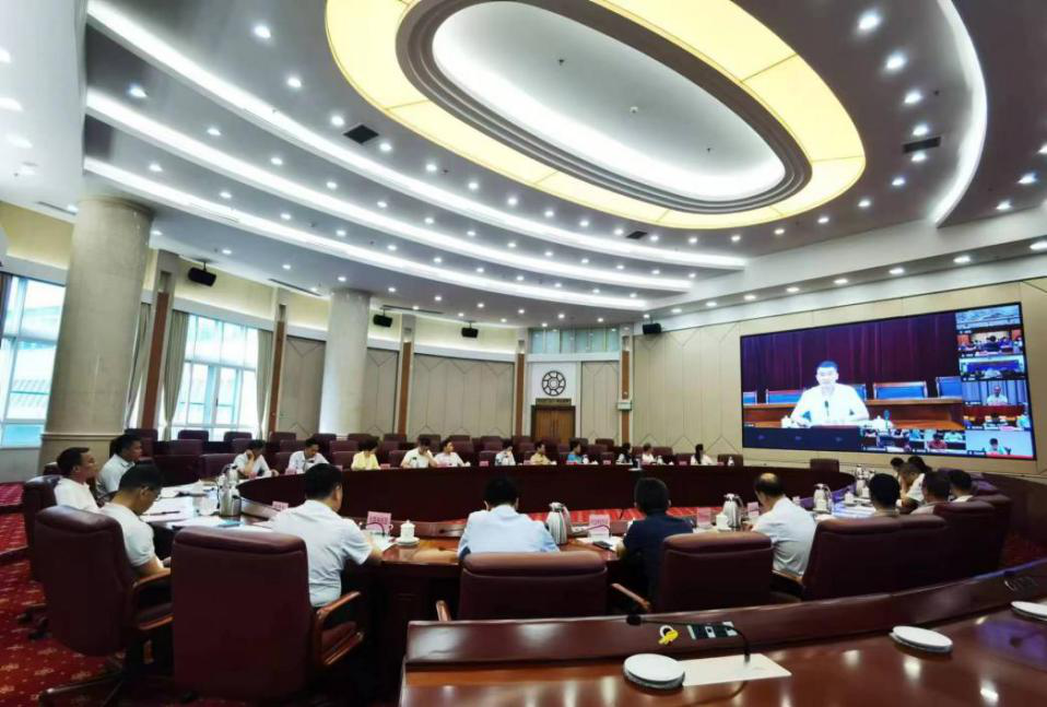365bet中文(中国)官方网站
召开文物保护利用和文化遗产保护传承专题工作会议